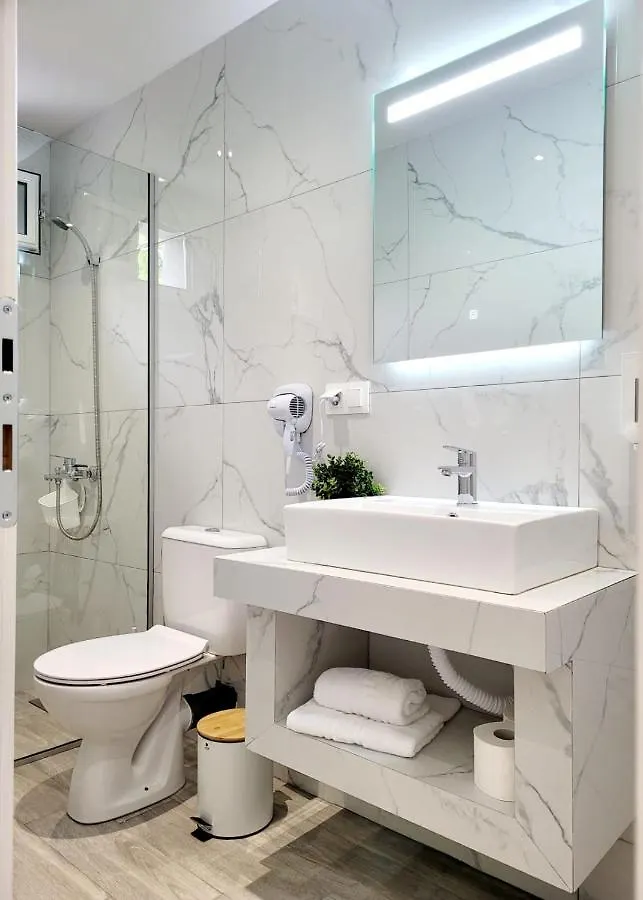 סוזופולי Astre&Jeanne Suites 0*,